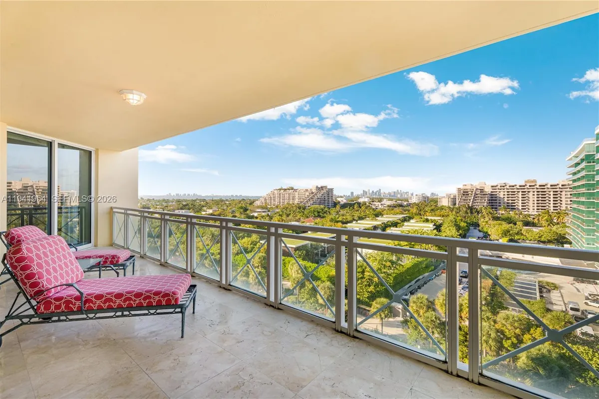 430 Grand Bay Dr # 904, Key Biscayne FL 33149