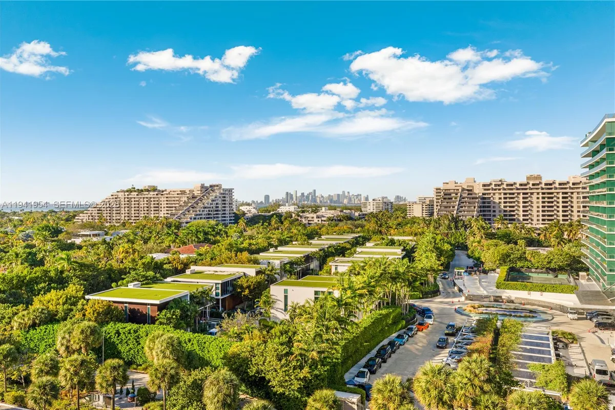 430 Grand Bay Dr # 904, Key Biscayne FL 33149