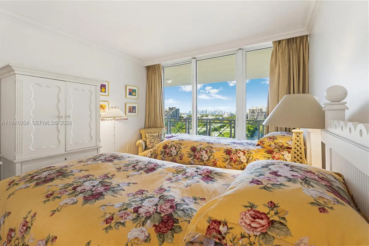 430 Grand Bay Dr # 904, Key Biscayne FL 33149