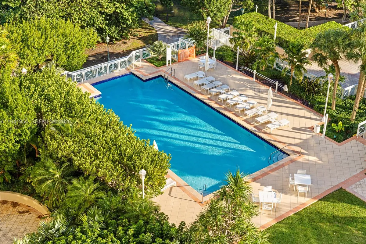 430 Grand Bay Dr # 904, Key Biscayne FL 33149