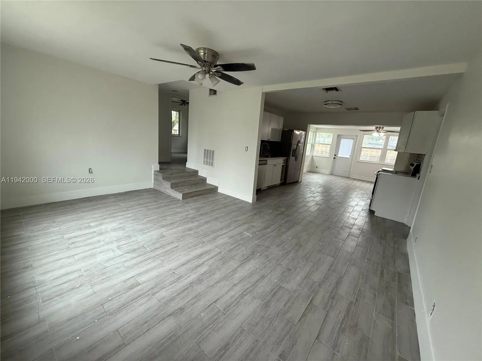 6604 Raleigh St, Hollywood FL 33024