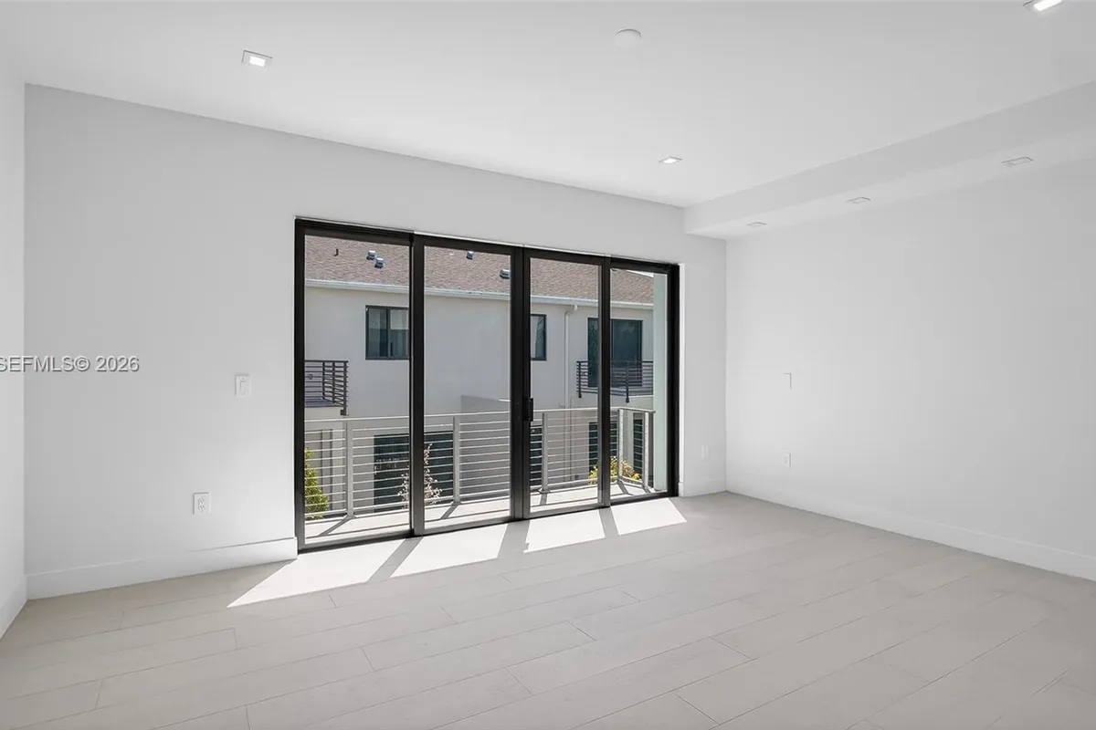 4620 SW 32nd Ave # A2, Dania Beach FL 33312