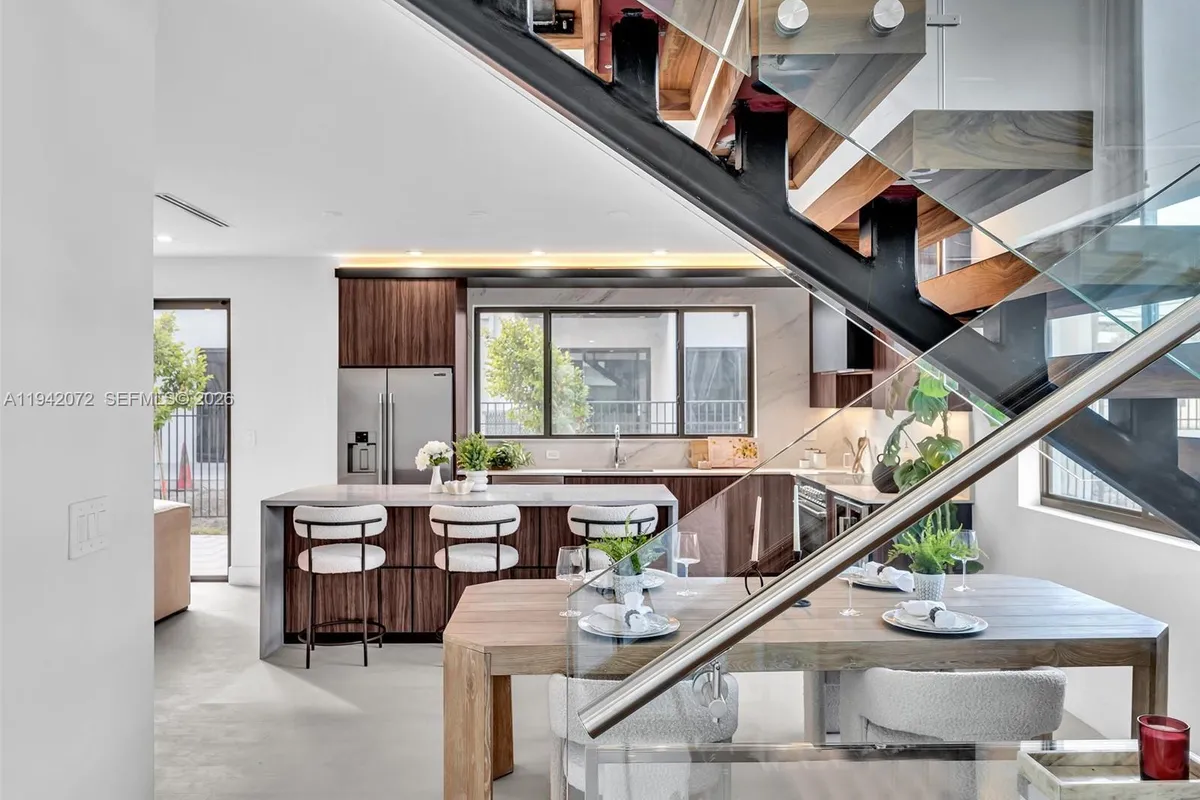 4620 SW 32nd Ave # A2, Dania Beach FL 33312