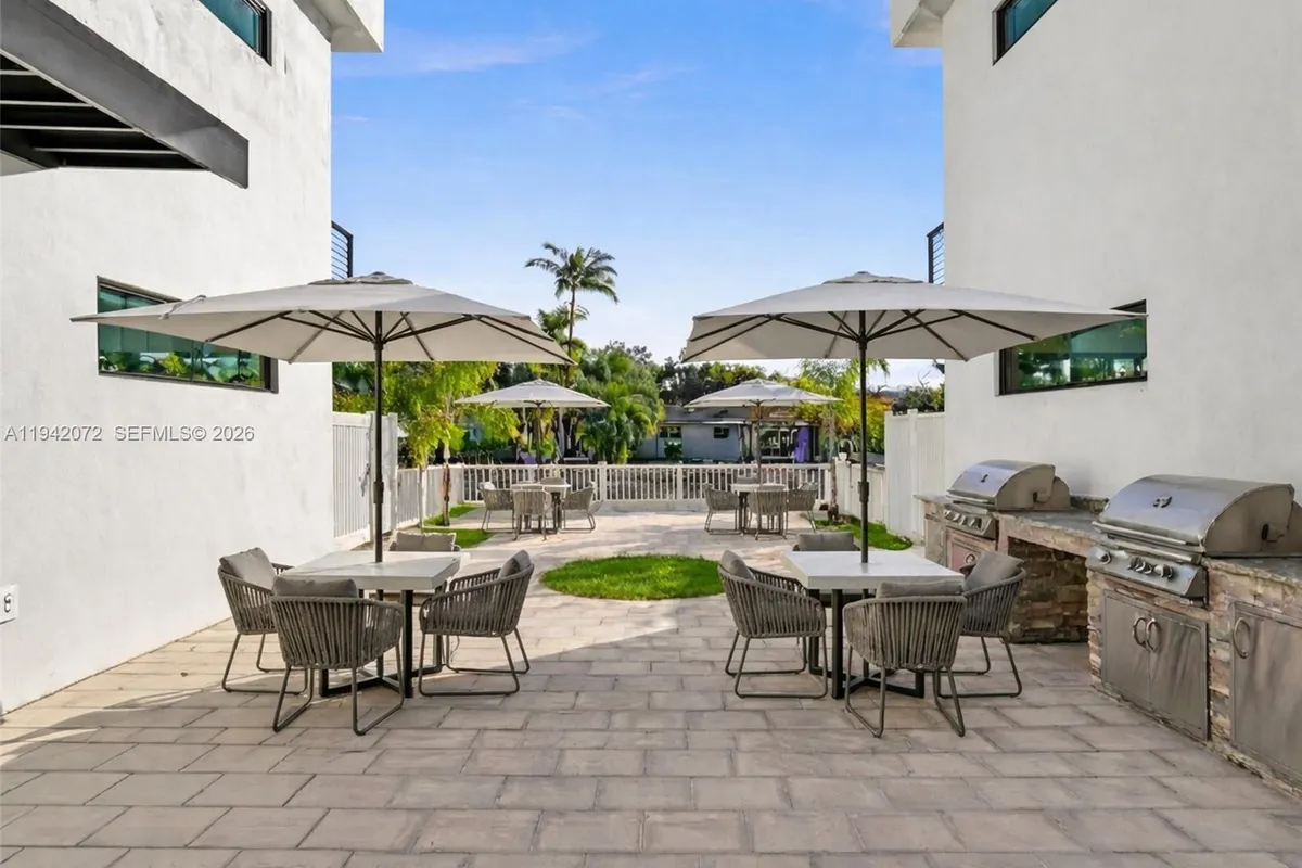 4620 SW 32nd Ave # A2, Dania Beach FL 33312