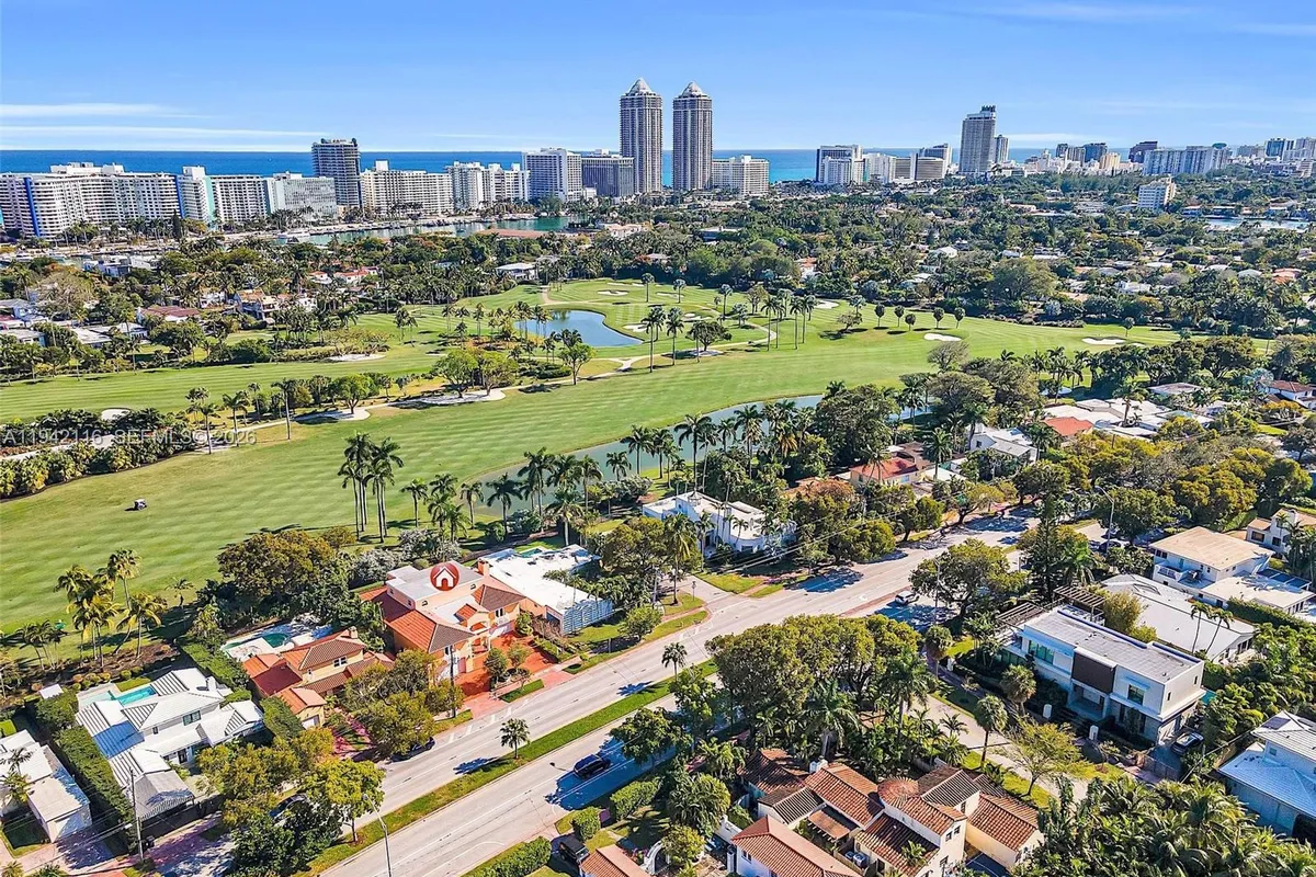 5309 Alton Rd, Miami Beach FL 33140