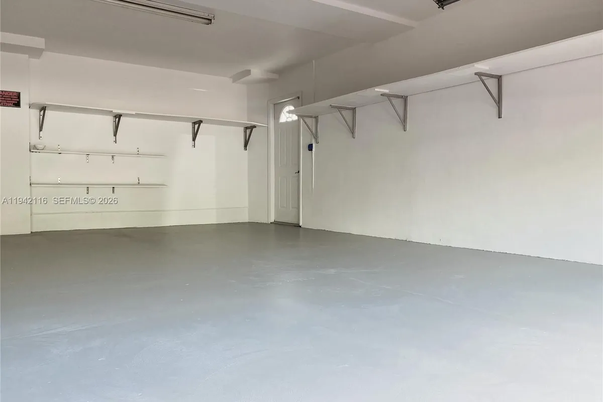 5309 Alton Rd, Miami Beach FL 33140