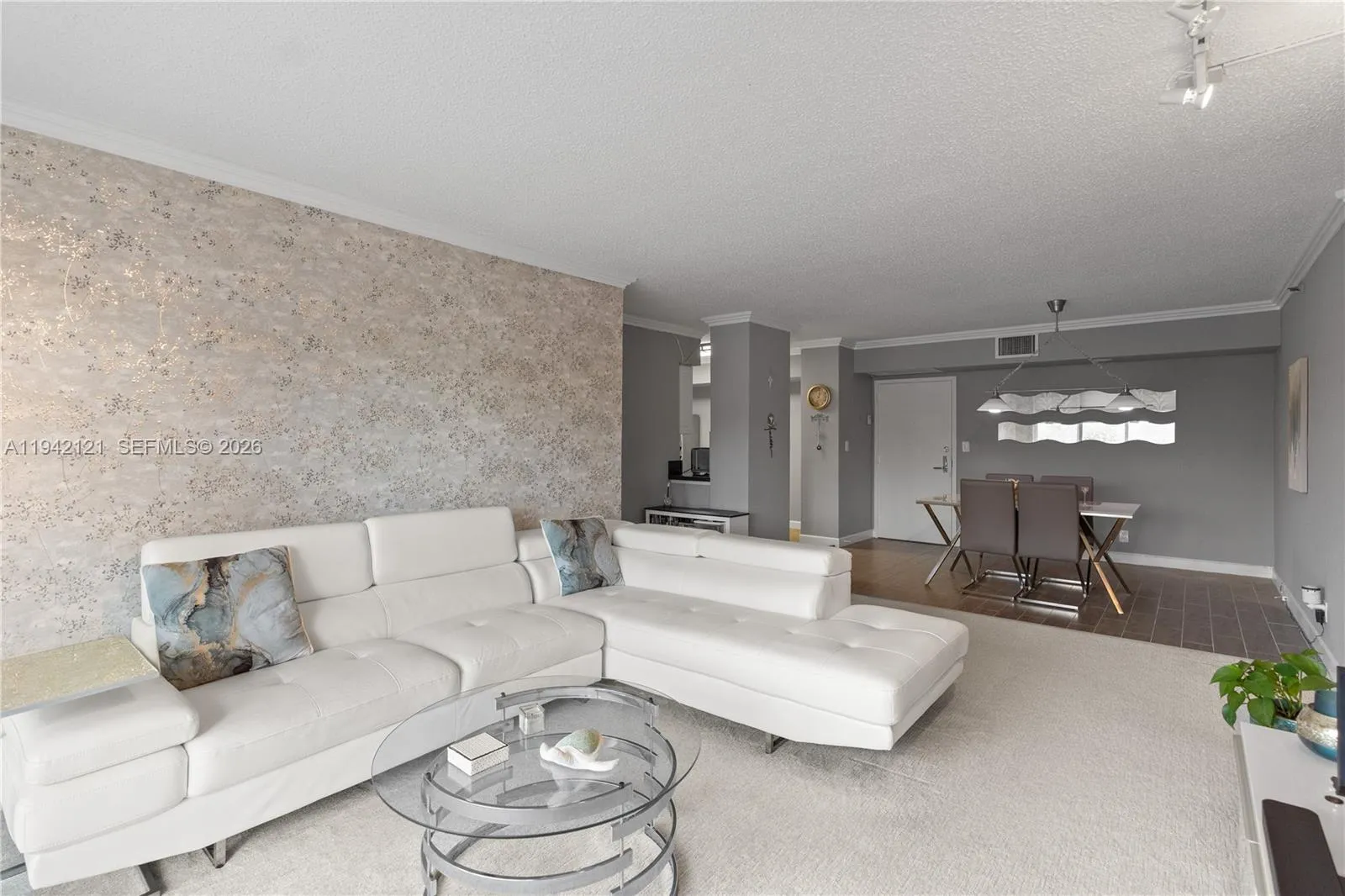 3600 Mystic Pointe Dr # 309, Aventura FL 33180