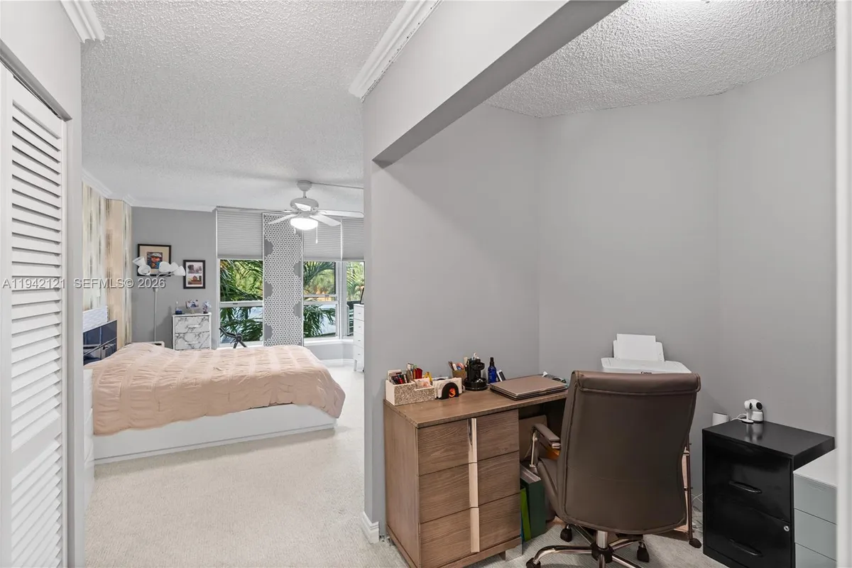 3600 Mystic Pointe Dr # 309, Aventura FL 33180