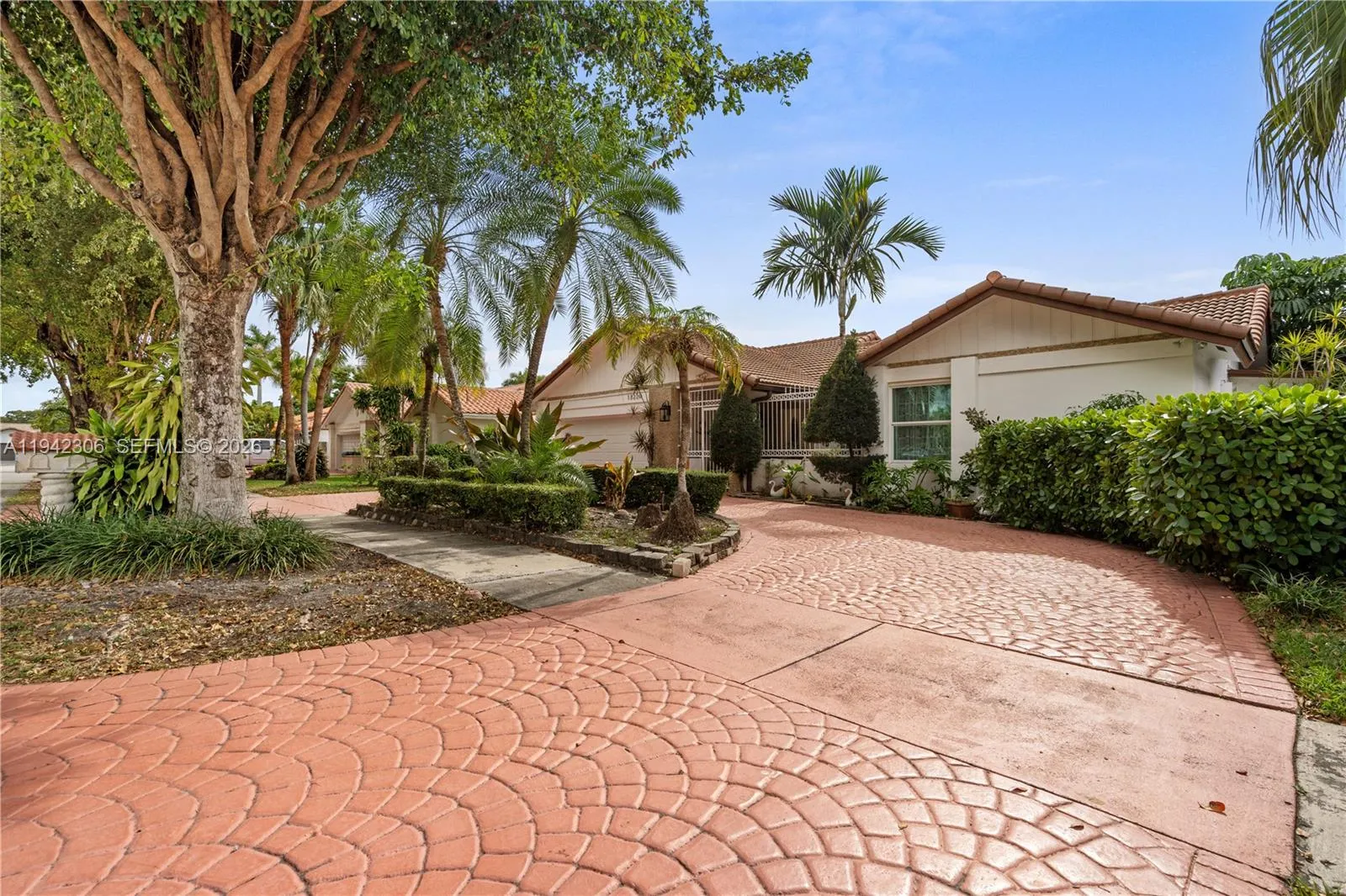 13220 SW 5th St, Miami FL 33184