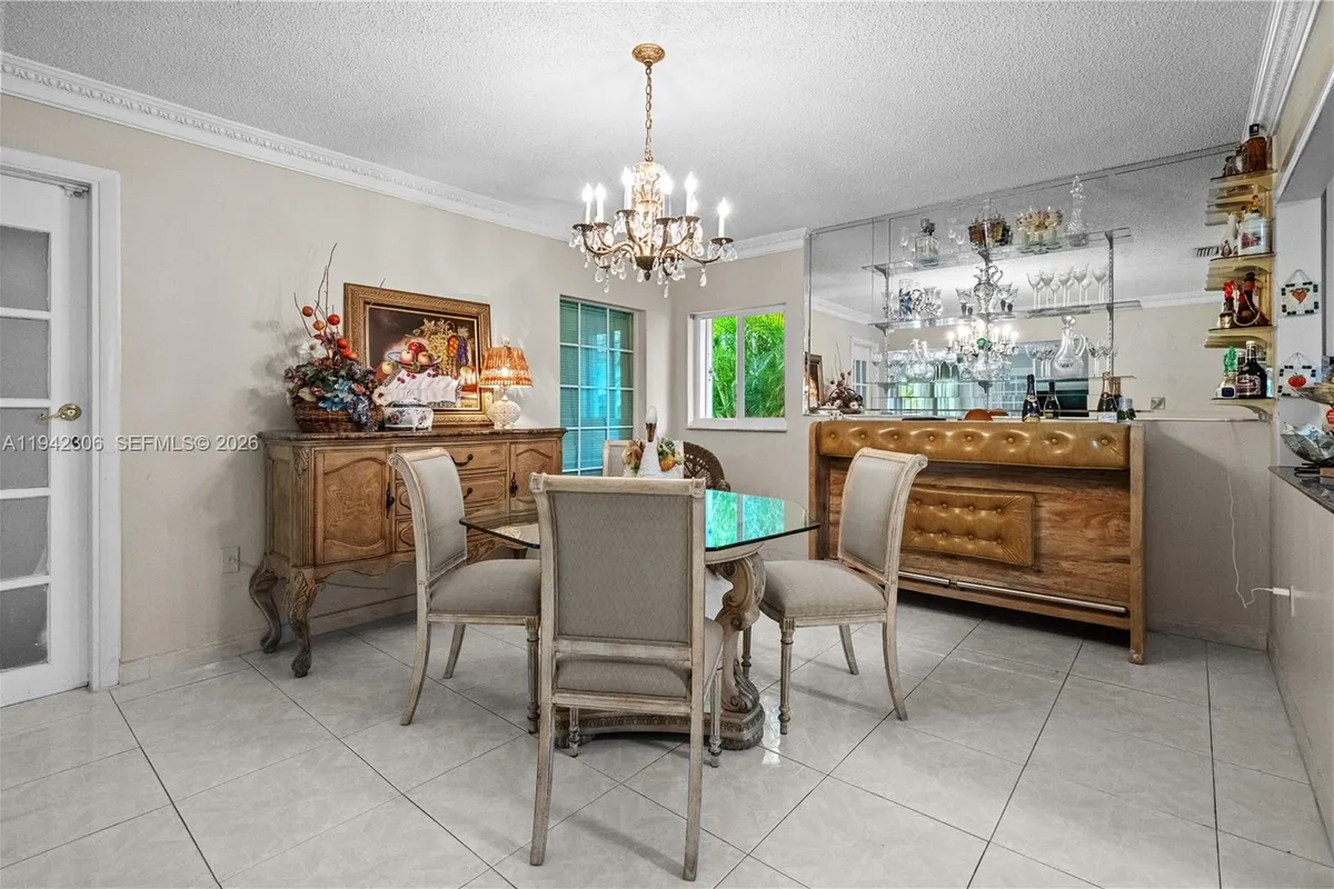 13220 SW 5th St, Miami FL 33184