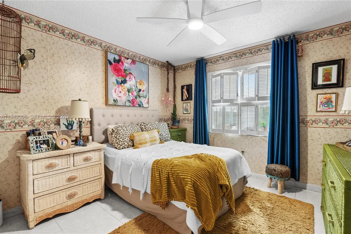 13220 SW 5th St, Miami FL 33184