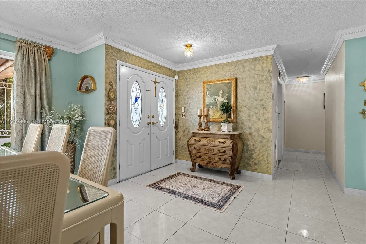 13220 SW 5th St, Miami FL 33184