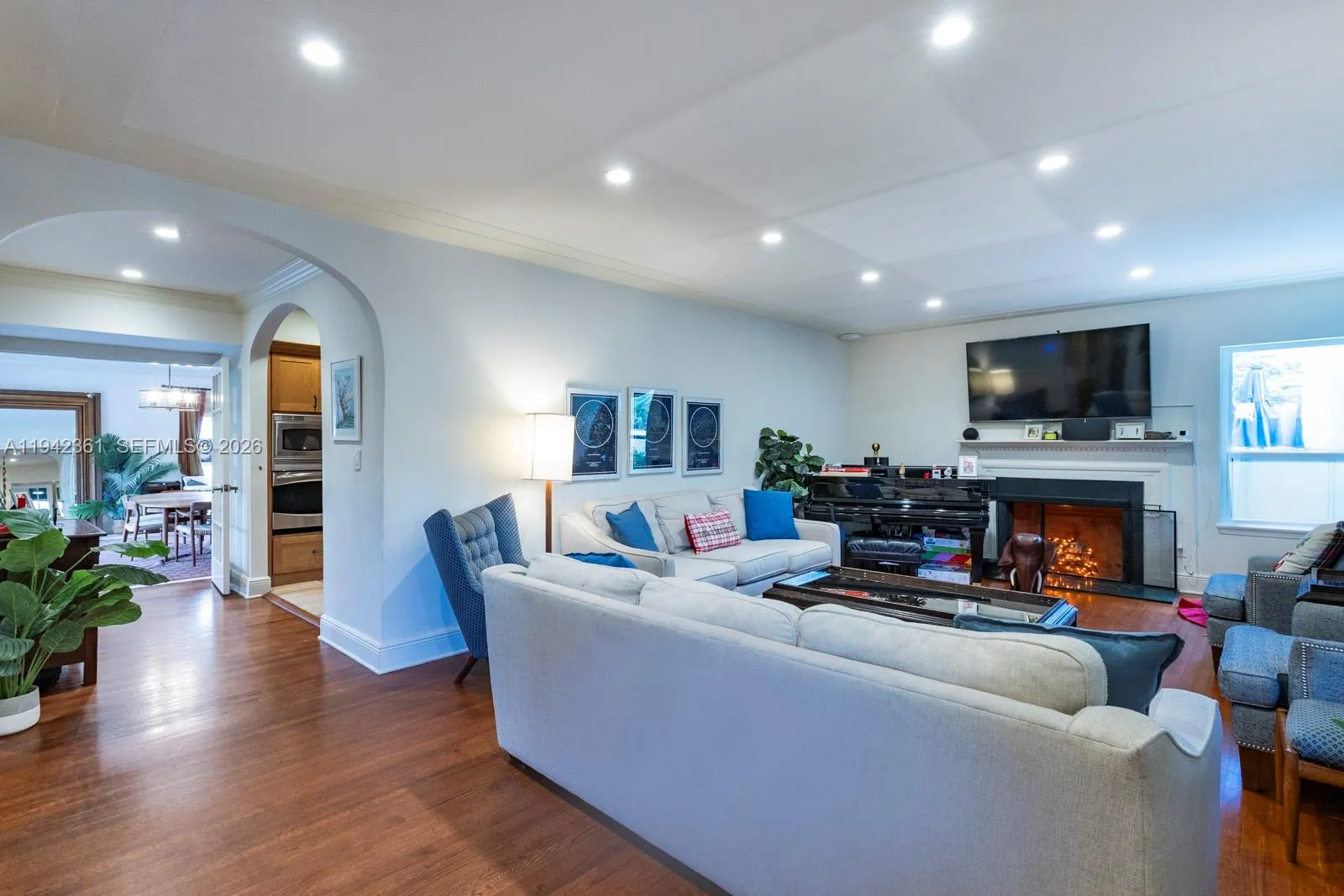 360 SW 28th Rd, Miami FL 33129