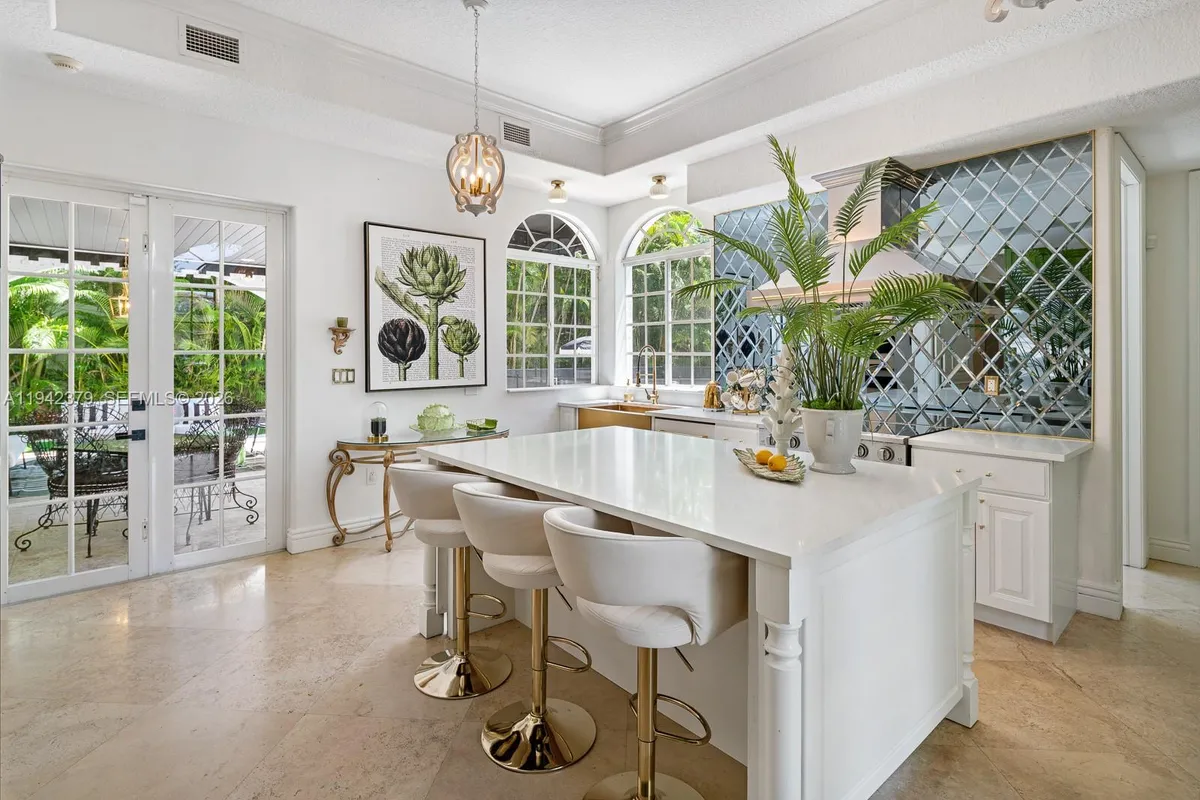 1224 Almeria Ave, Coral Gables FL 33134