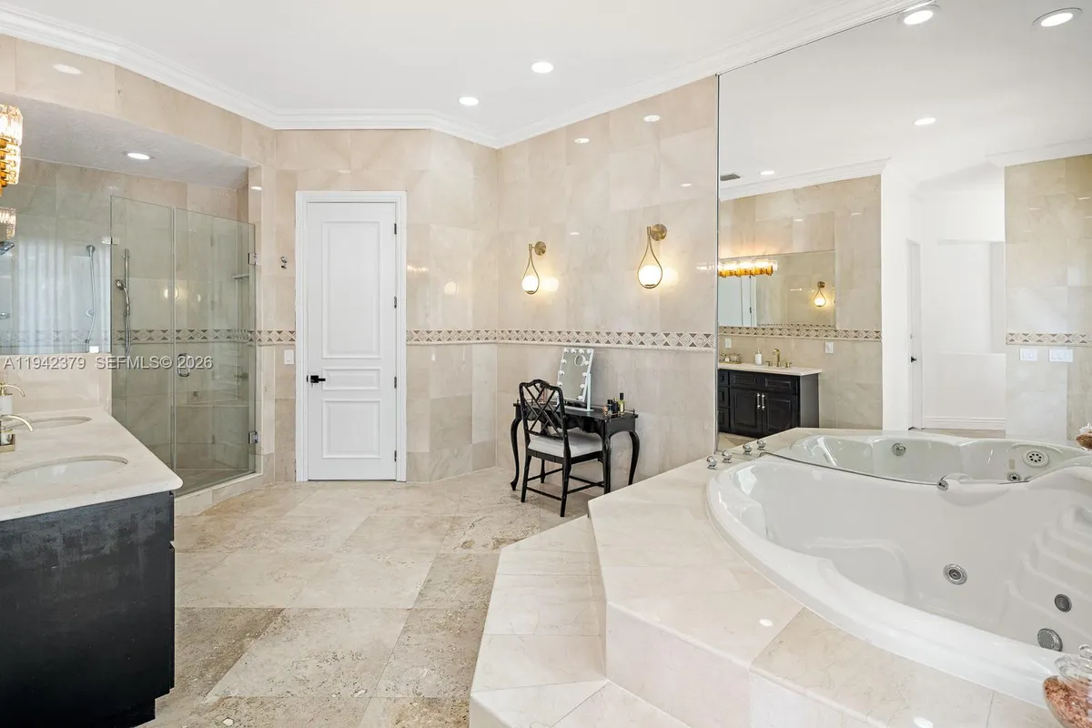 1224 Almeria Ave, Coral Gables FL 33134