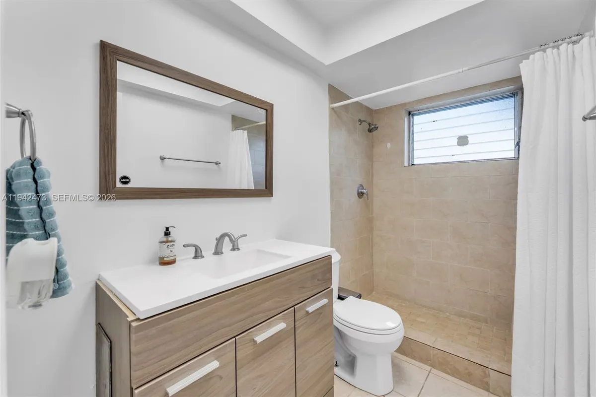 11840 NE 19th Dr # 9, North Miami FL 33181