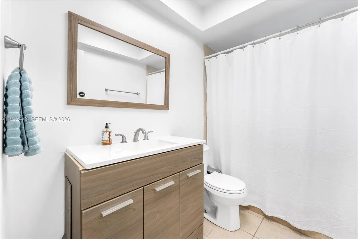 11840 NE 19th Dr # 9, North Miami FL 33181