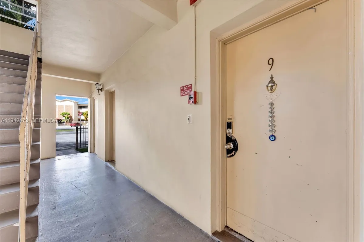 11840 NE 19th Dr # 9, North Miami FL 33181