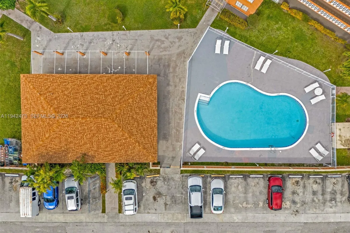 11840 NE 19th Dr # 9, North Miami FL 33181