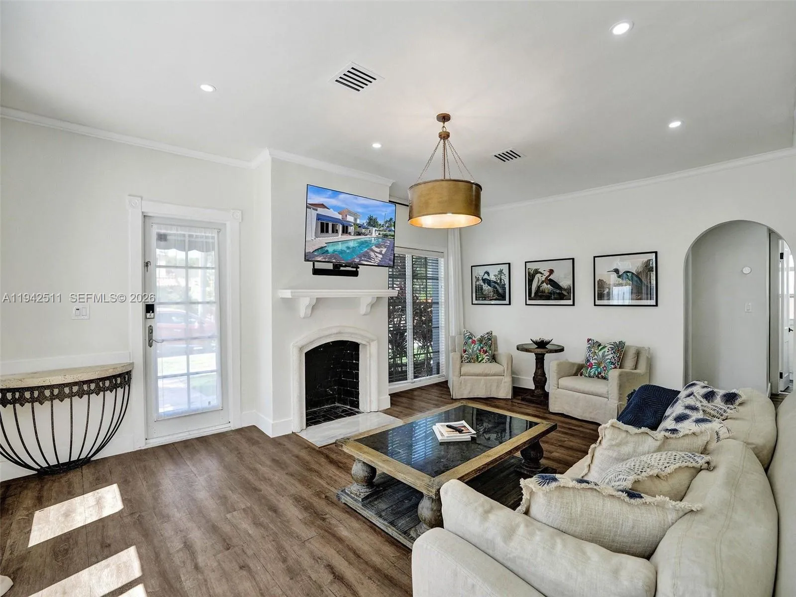 1128 Tyler St, Hollywood FL 33019