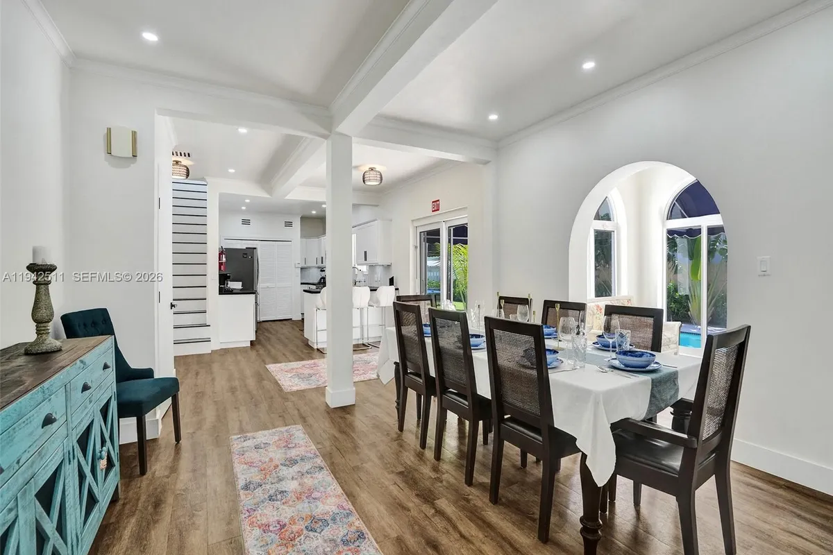 1128 Tyler St, Hollywood FL 33019