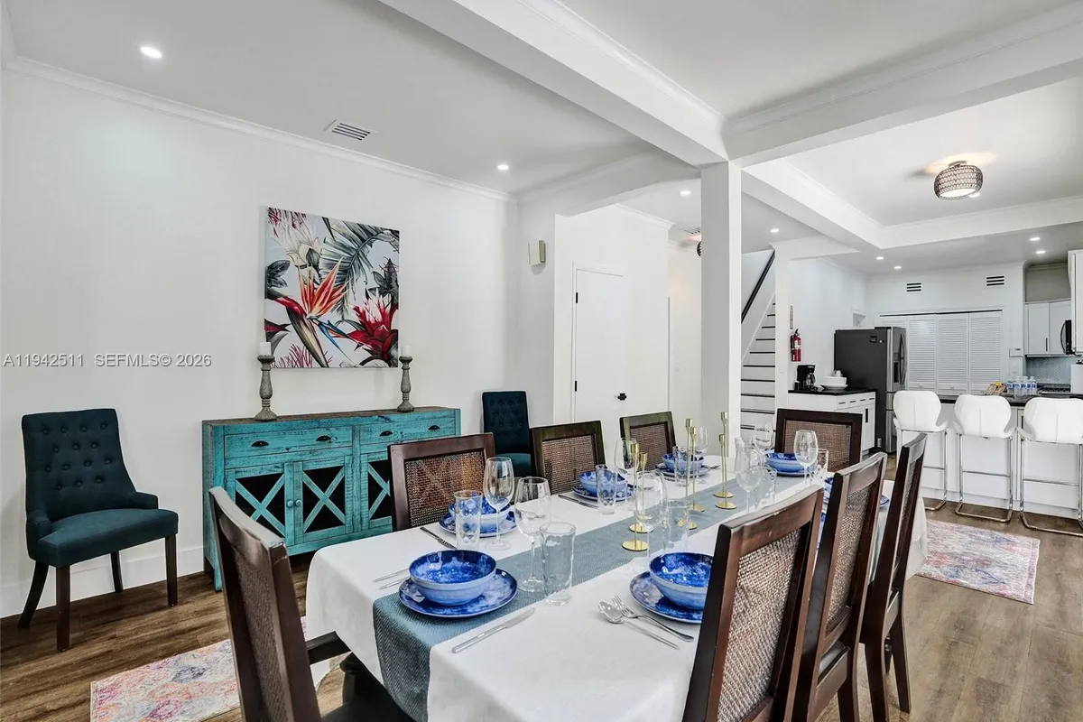 1128 Tyler St, Hollywood FL 33019