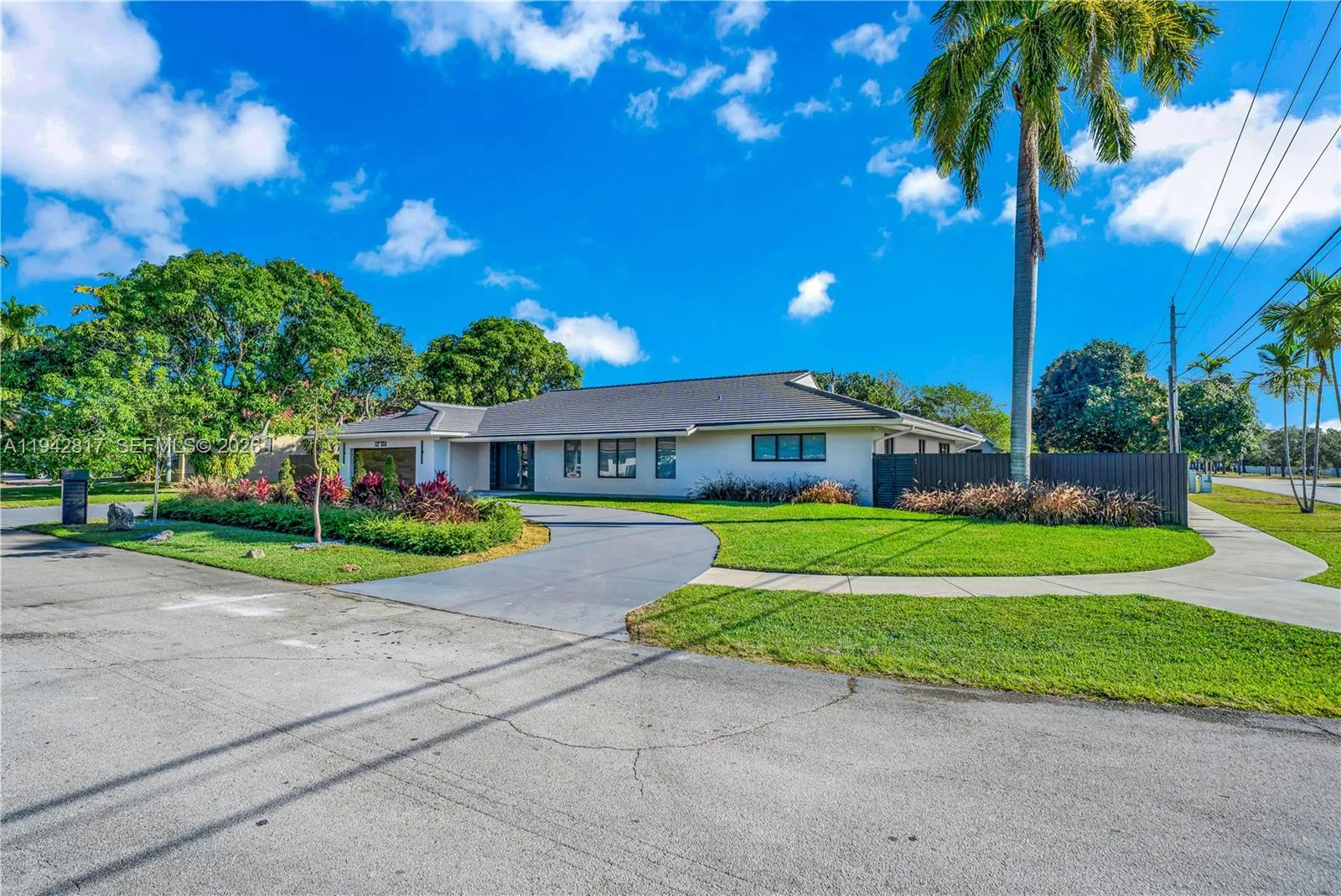 12751 SW 92nd Ct, Miami FL 33176