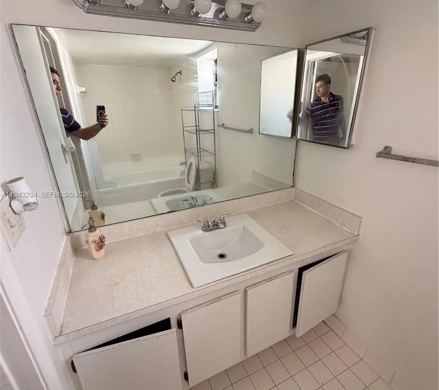 1850 N Congress Ave # 409, West Palm Beach FL 33401