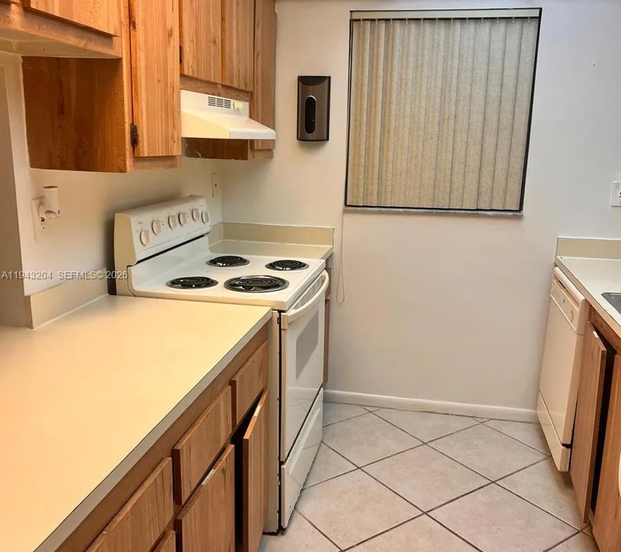 1850 N Congress Ave # 409, West Palm Beach FL 33401