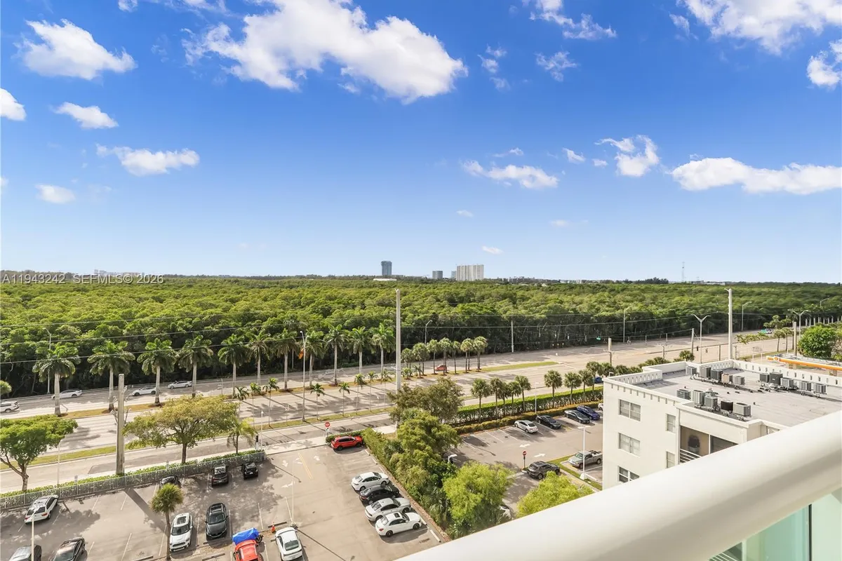 2841 NE 163rd St # 1002, North Miami Beach FL 33160