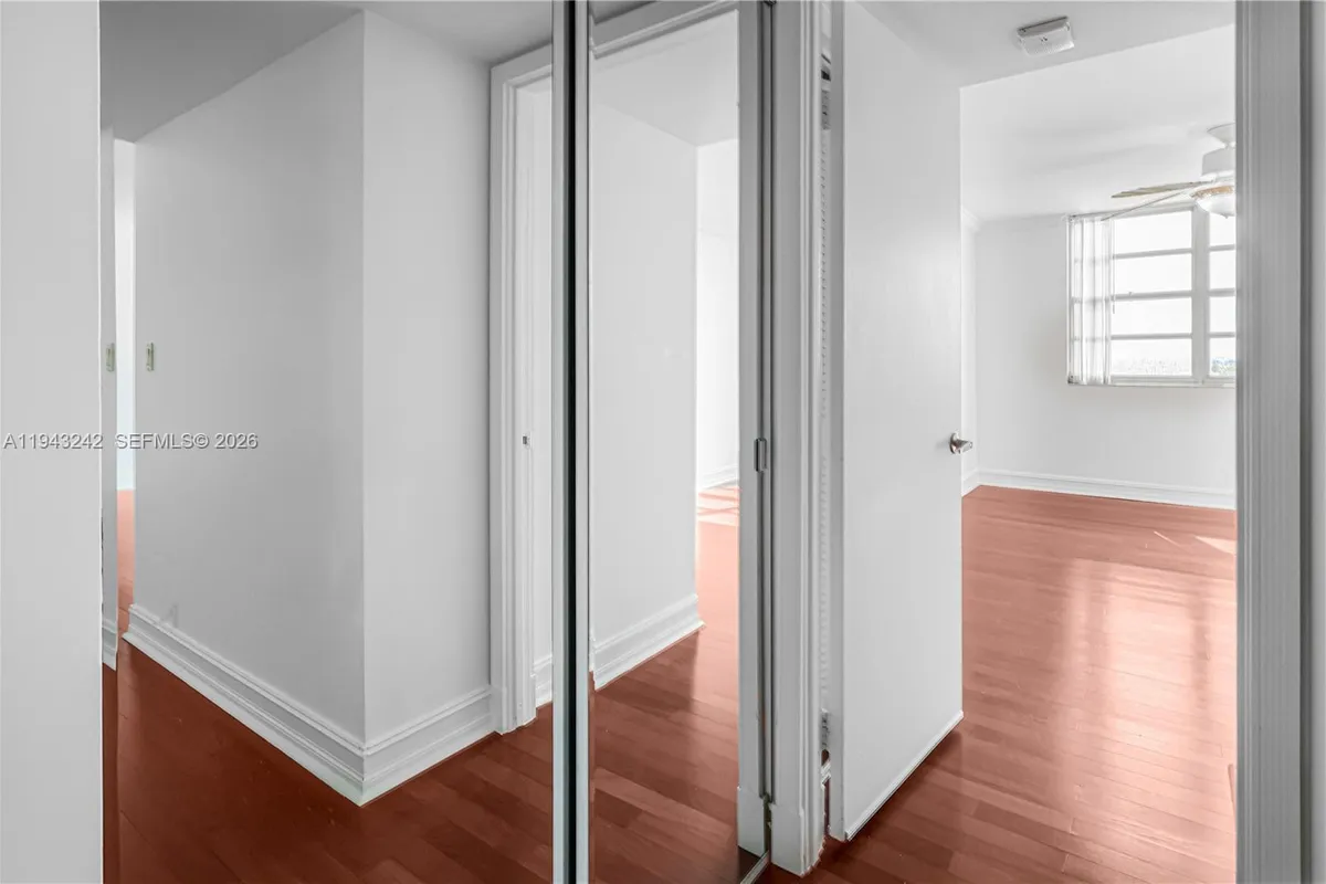 2841 NE 163rd St # 1002, North Miami Beach FL 33160