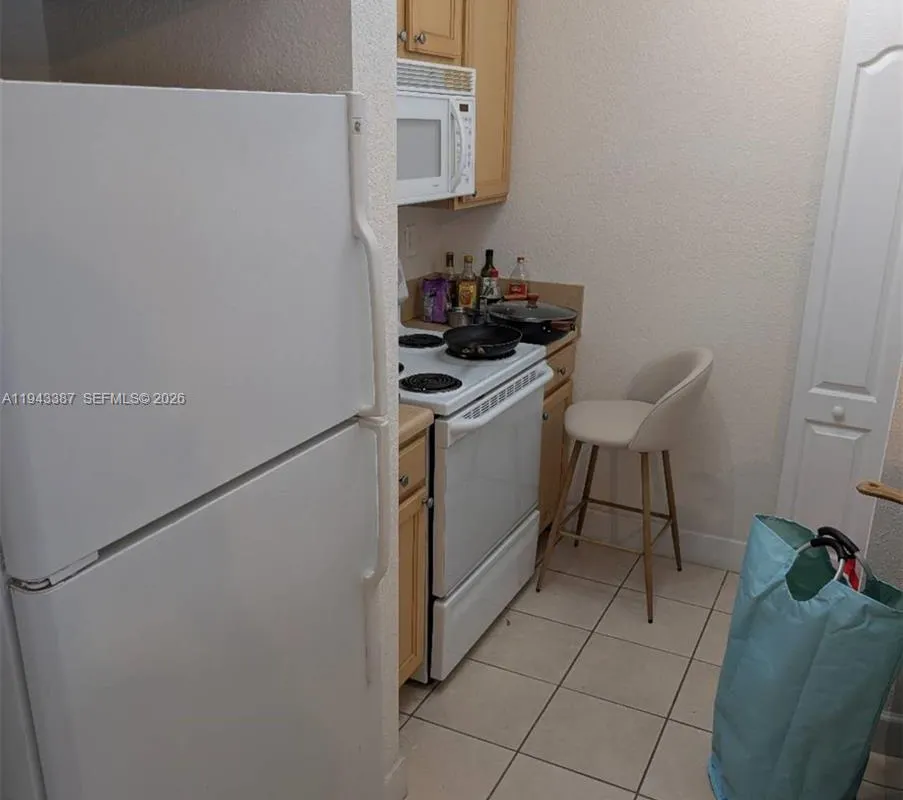 6001 SW 70th St # 620, South Miami FL 33143