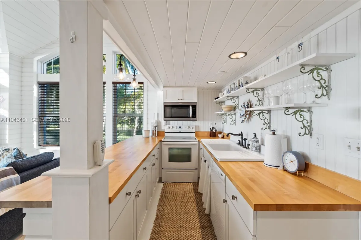 1890 NW River Trl, Stuart FL 34994