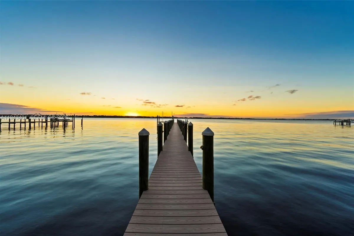 1890 NW River Trl, Stuart FL 34994