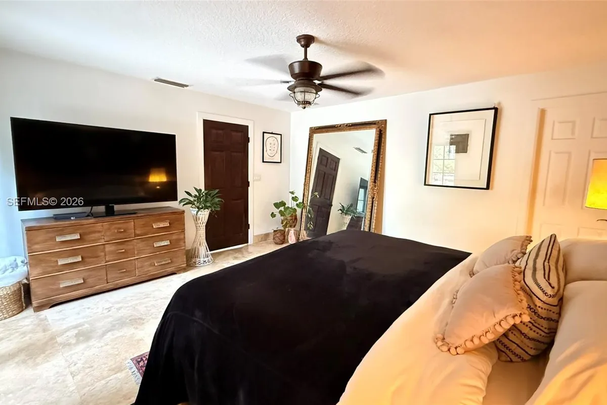 1339 Gallop Dr, Loxahatchee FL 33470