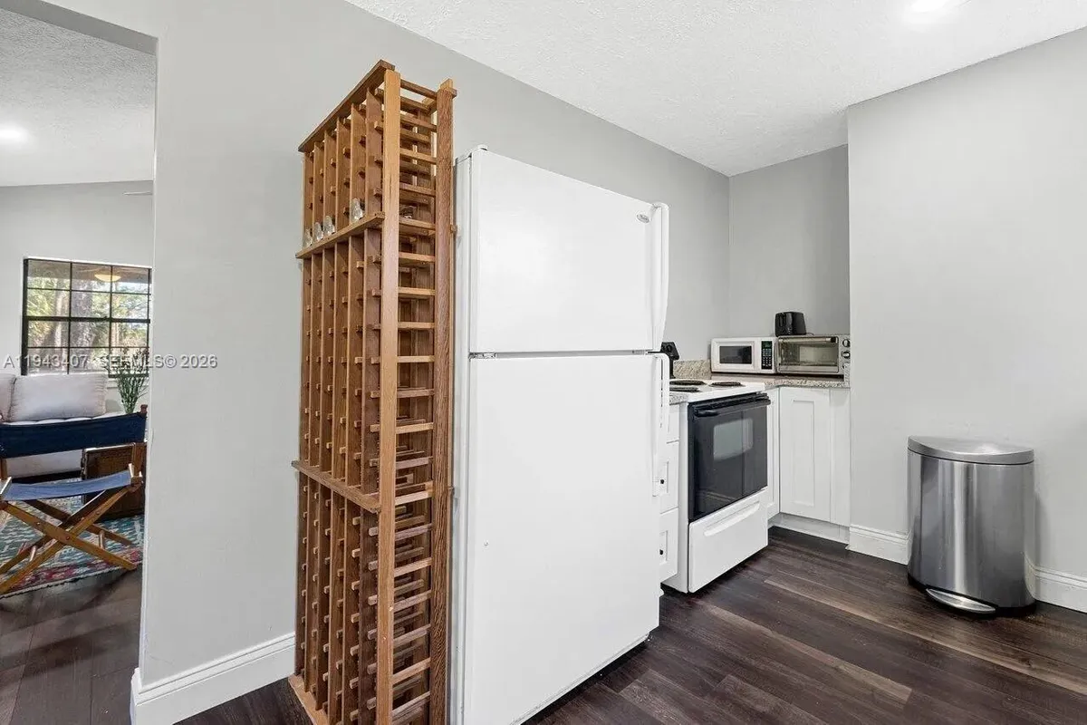 1339 Gallop Dr, Loxahatchee FL 33470