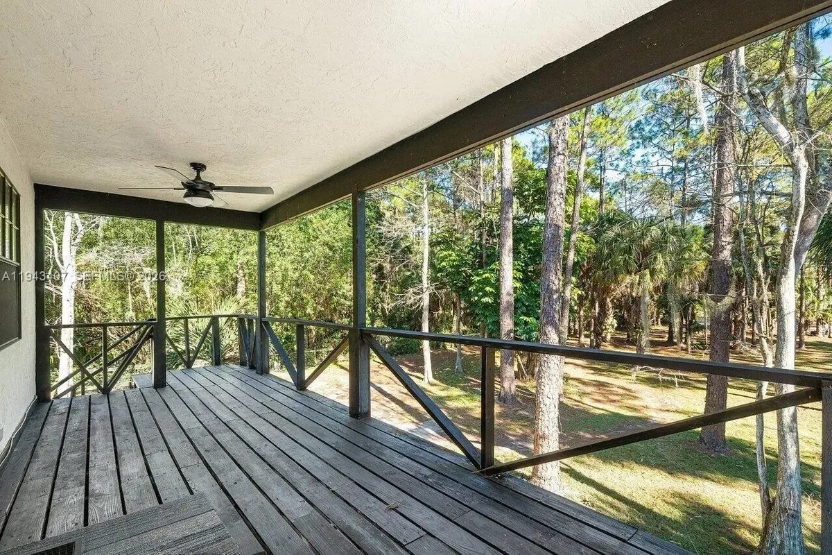 1339 Gallop Dr, Loxahatchee FL 33470