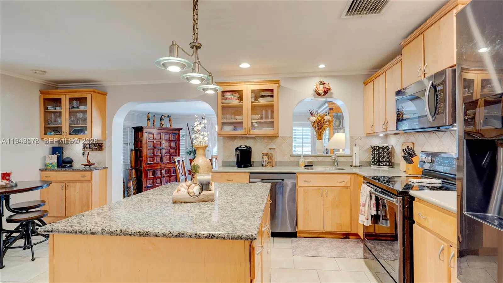 150 Azalea St., Plantation Key FL 33070