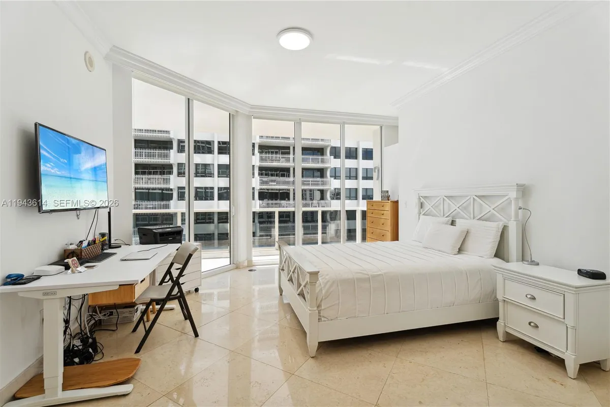 10225 Collins Ave # 904, Bal Harbour FL 33154