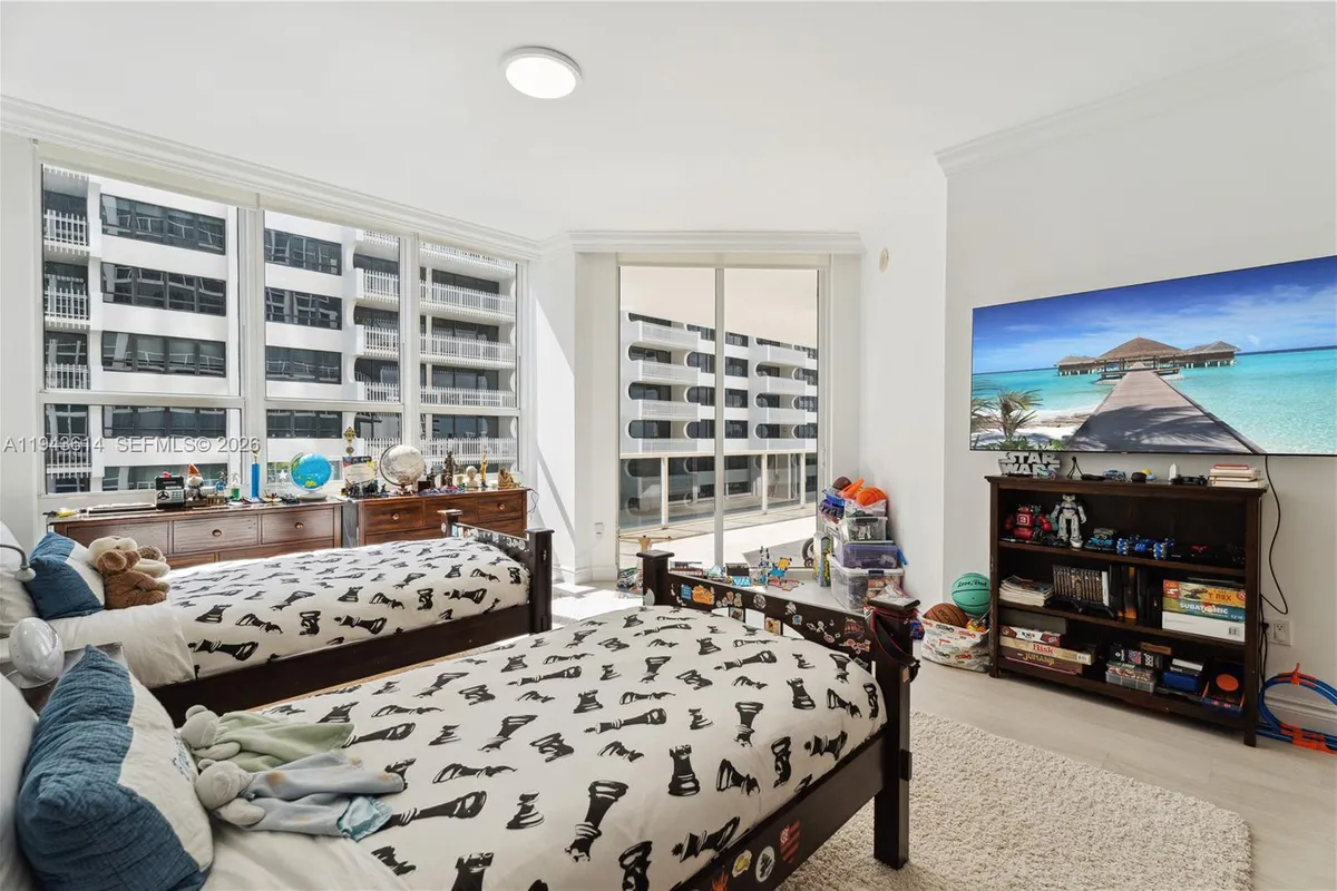 10225 Collins Ave # 904, Bal Harbour FL 33154