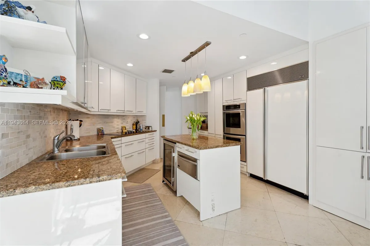 10225 Collins Ave # 904, Bal Harbour FL 33154