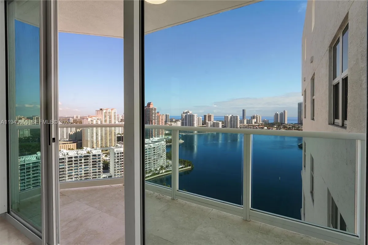 3301 NE 183rd St # 3101, Aventura FL 33160