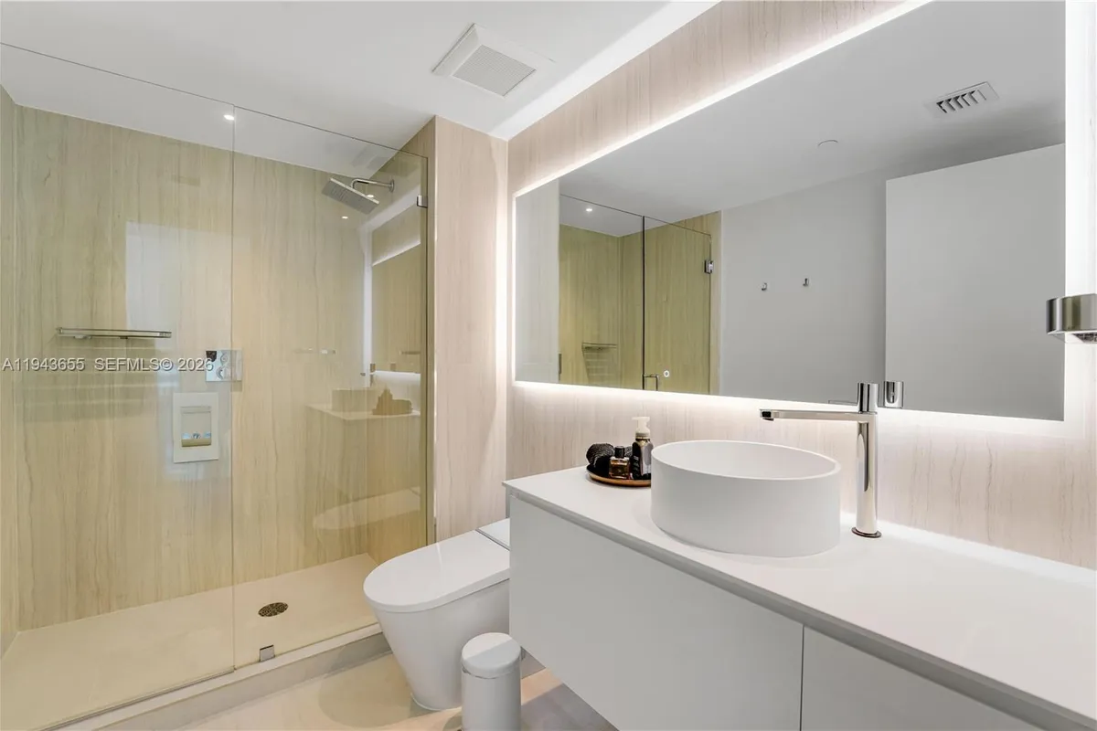 3301 NE 183rd St # 3101, Aventura FL 33160