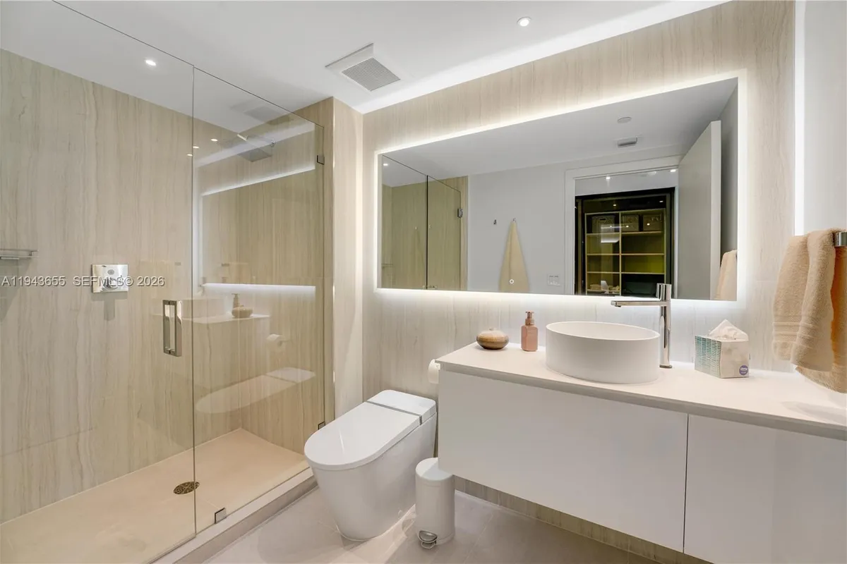 3301 NE 183rd St # 3101, Aventura FL 33160