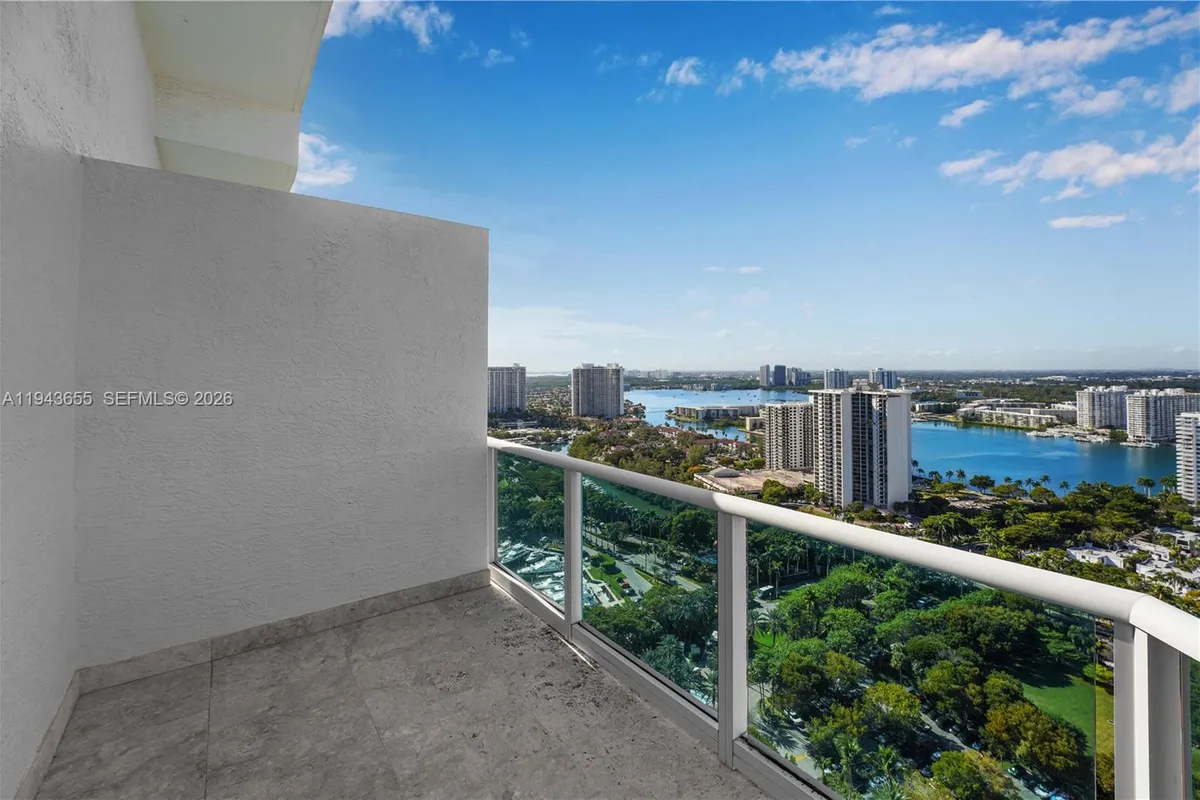 3301 NE 183rd St # 3101, Aventura FL 33160