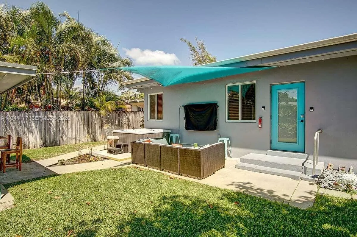 316 NW 29th St, Wilton Manors FL 33311