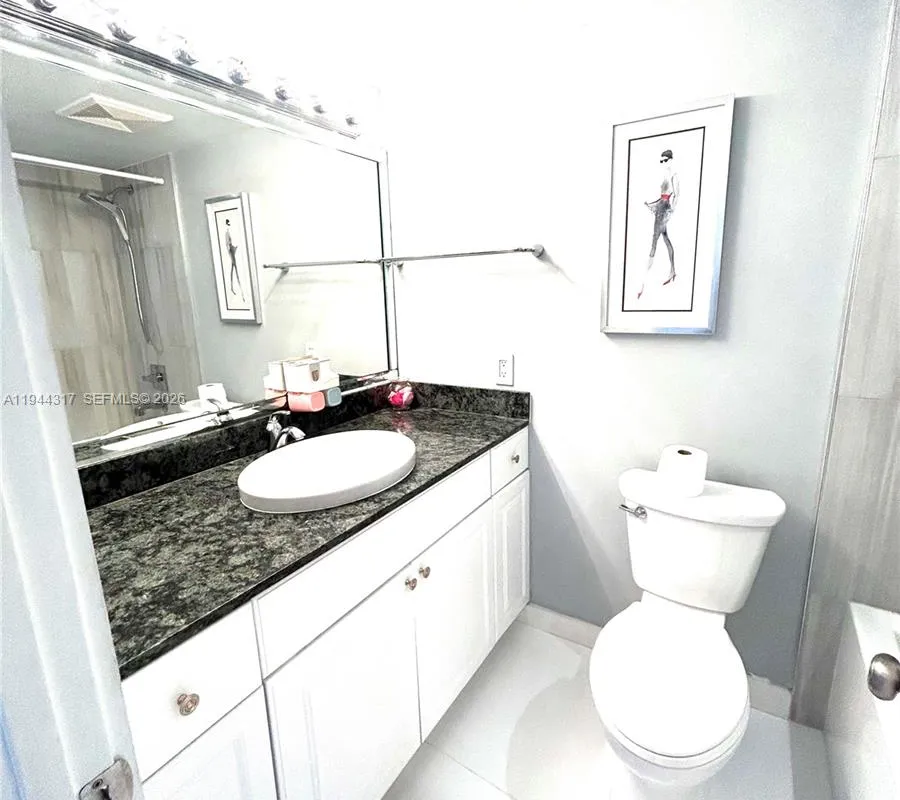 200 DIPLOMAT PKWY # 721, Hallandale Beach FL 33009