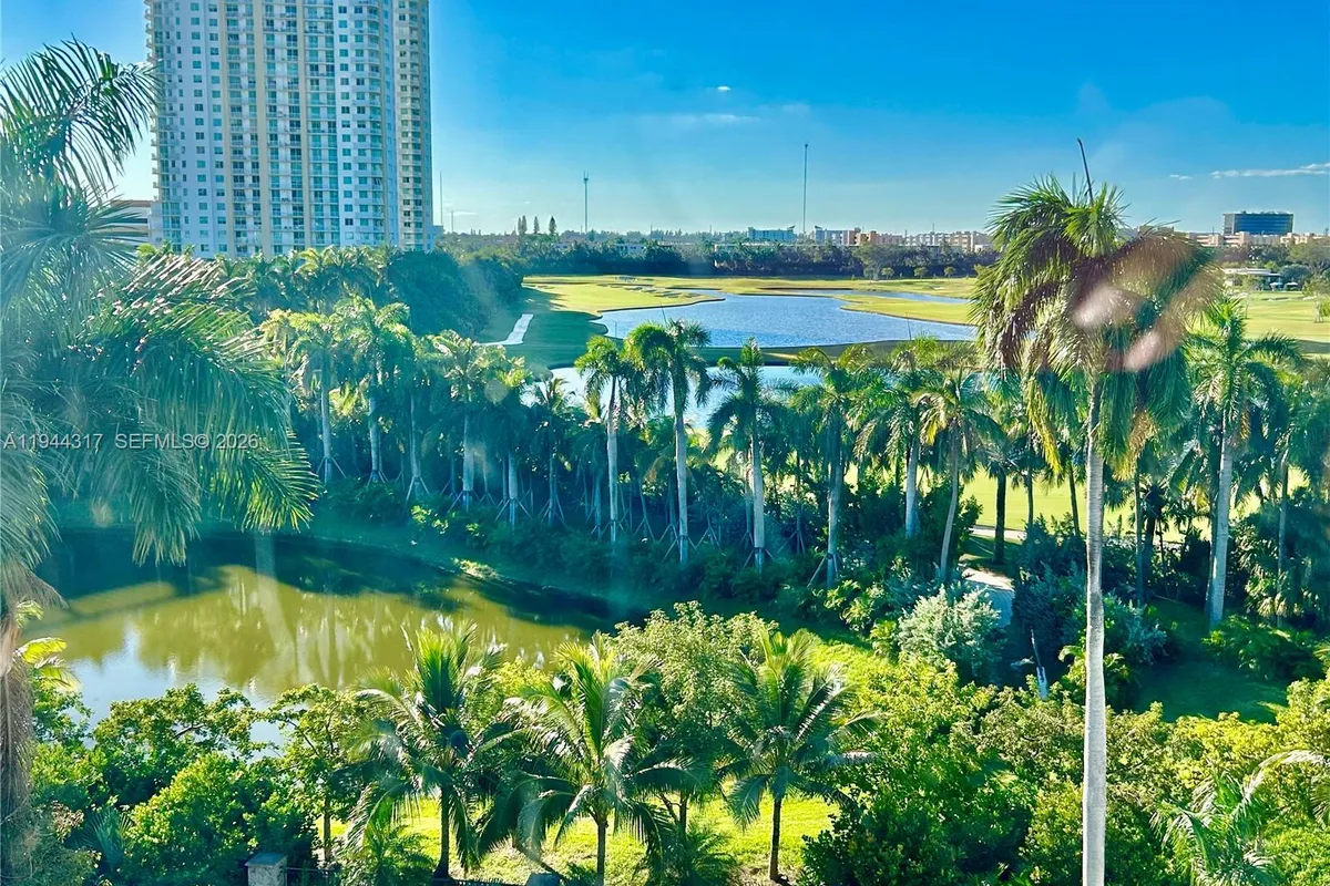 200 DIPLOMAT PKWY # 721, Hallandale Beach FL 33009