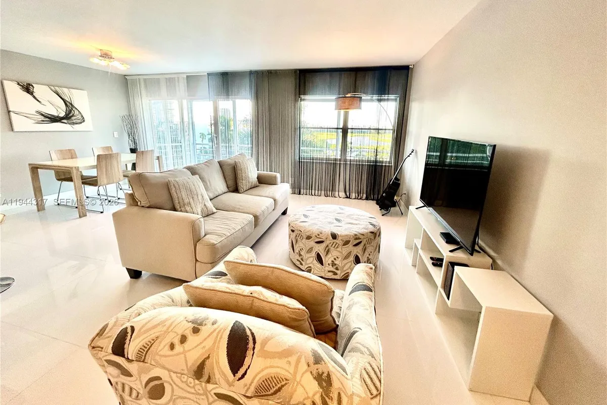 200 DIPLOMAT PKWY # 721, Hallandale Beach FL 33009