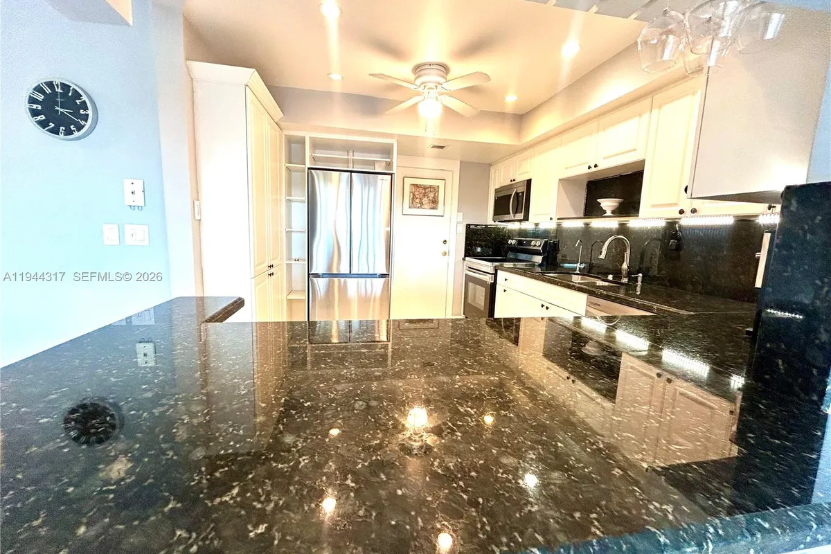 200 DIPLOMAT PKWY # 721, Hallandale Beach FL 33009